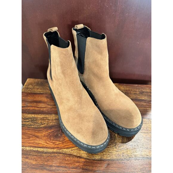 Marc Fisher Padmia Chelsea Boot Tan Suede Size 8.5 - Picture 3 of 8